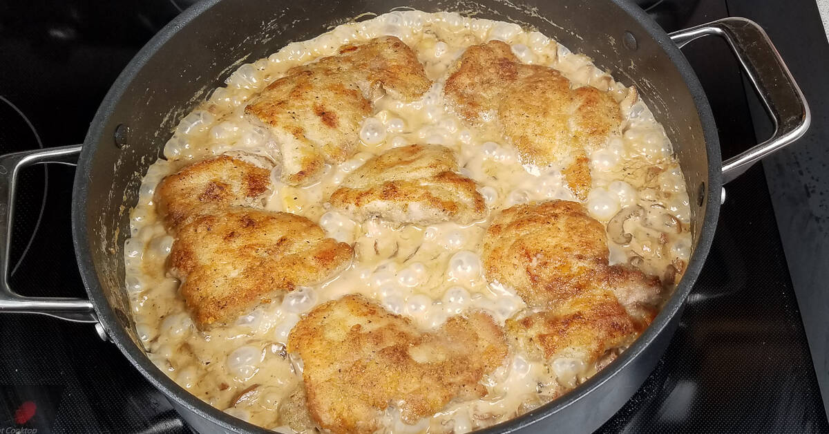 Creamy Garlic Bacon Chicken chicken returned to the pan