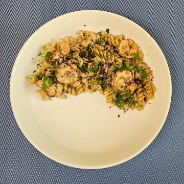 Middle Eastern Flavored Shrimp and Pasta plated 2